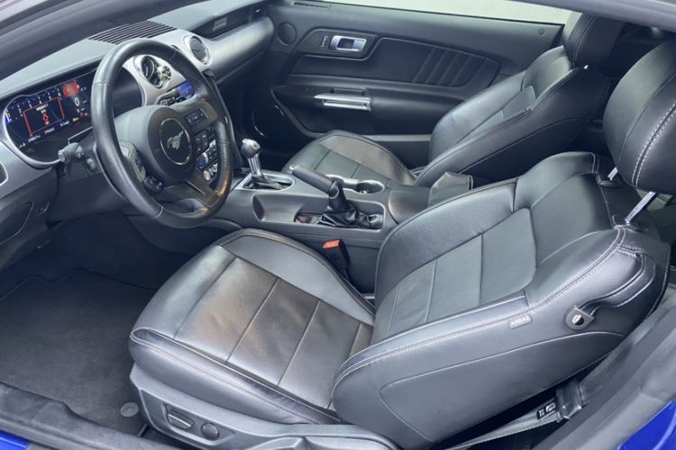 Used Ford Mustang 2021 2.3T EcoBoost Interior 4