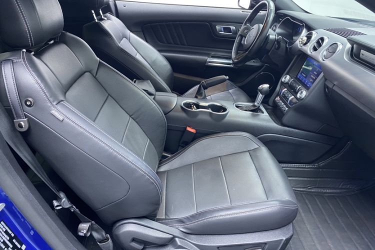 Used Ford Mustang 2021 2.3T EcoBoost Interior 8