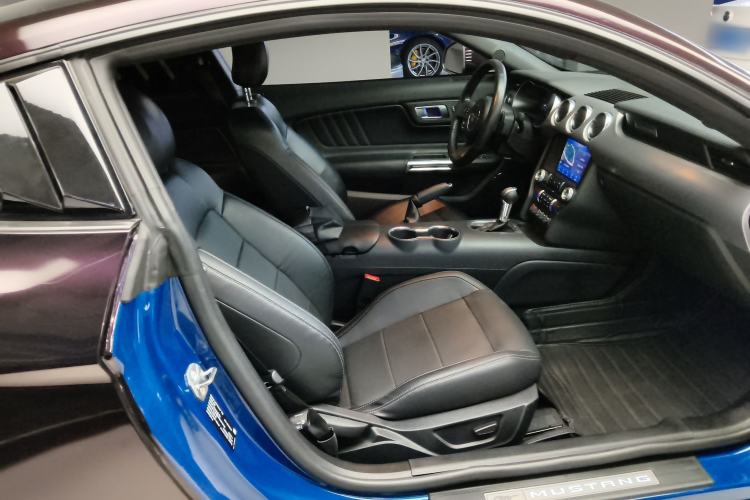 Used Ford Mustang 2021 2.3T EcoBoost Right Front Seat