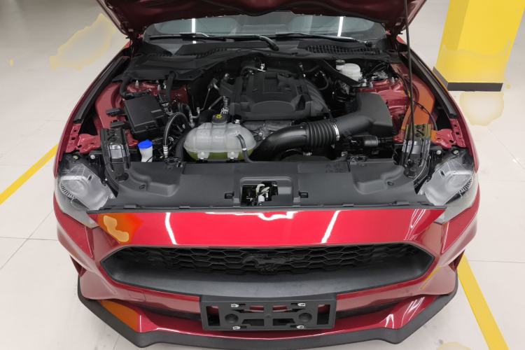 Used Ford Mustang 2021 2.3T EcoBoost Obsidian Phantom Special Edition Engine Bay