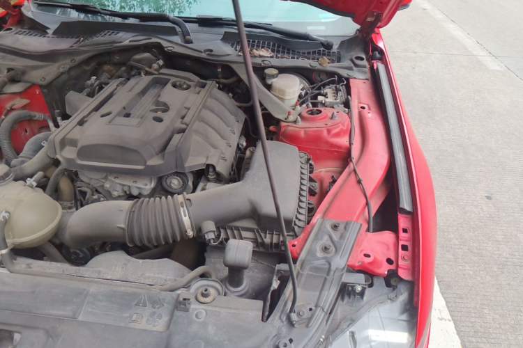 Used Ford Mustang 2021 2.3T EcoBoost Engine Bay Left