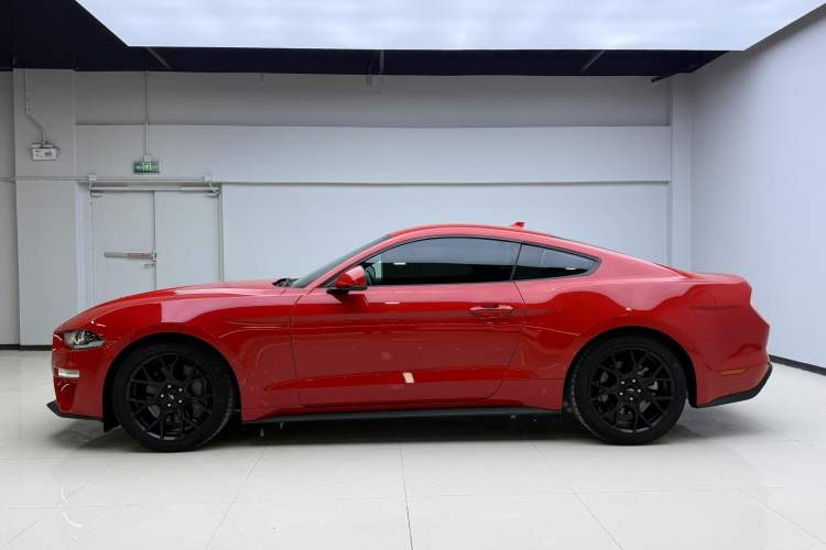 Used Ford Mustang 2021 2.3T EcoBoost Exterior 3
