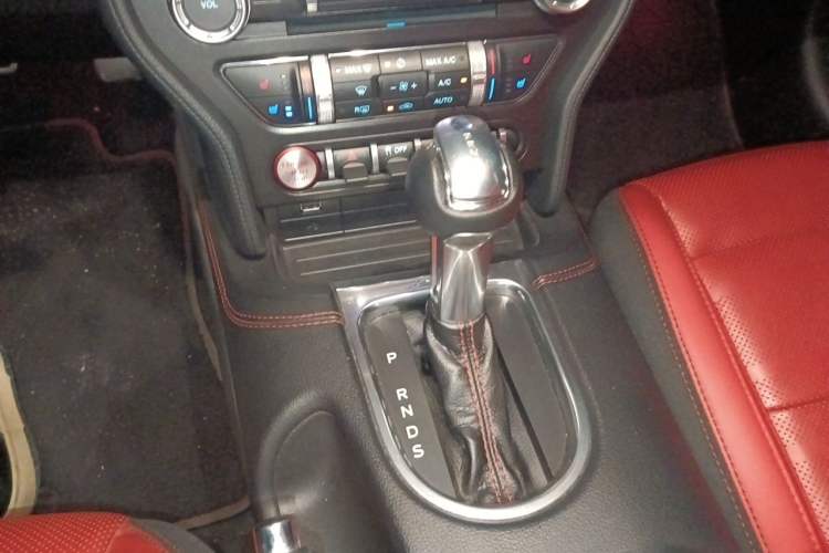 Used Ford Mustang 2021 2.3T EcoBoost Obsidian Phantom Special Edition Gear Lever