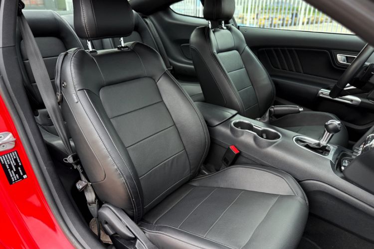 Used Ford Mustang 2021 2.3T EcoBoost Interior 3