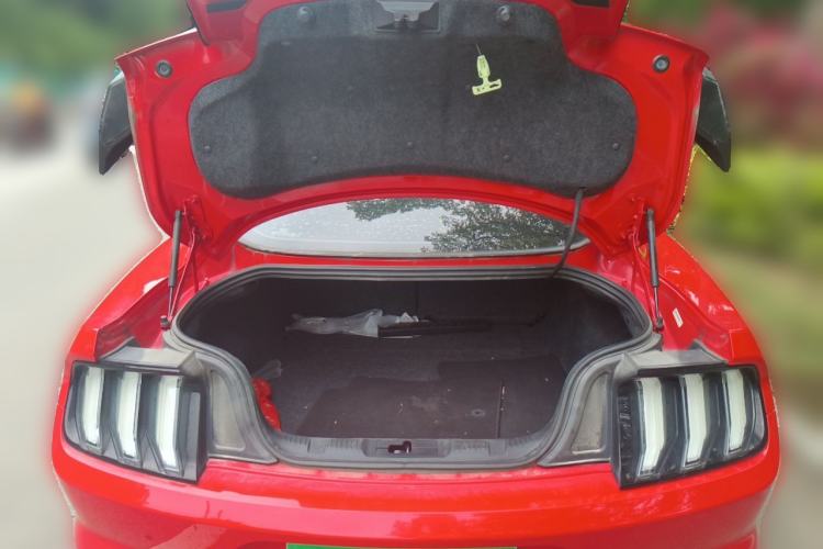 Used Ford Mustang 2021 2.3T EcoBoost Trunk