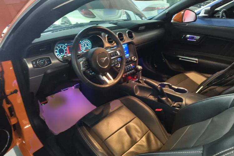 Used Ford Mustang 2021 2.3T EcoBoost Center Console
