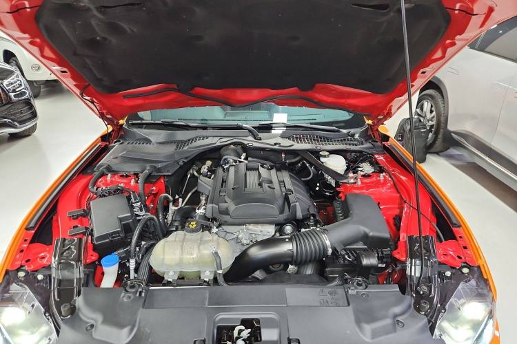 Used Ford Mustang 2021 2.3T EcoBoost Engine Bay