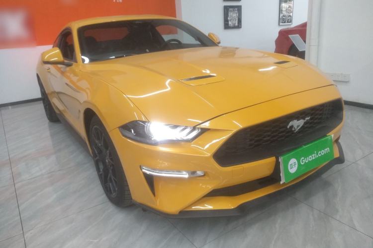 Used Ford Mustang 2021 2.3T EcoBoost Front Right 45 Deg