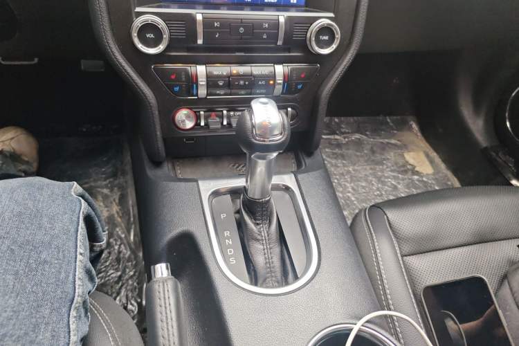 Used Ford Mustang 2021 2.3T EcoBoost Obsidian Phantom Special Edition Gear Lever