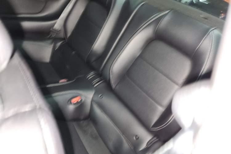 Used Ford Mustang 2021 2.3T EcoBoost Interior 4