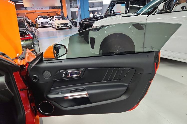 Used Ford Mustang 2021 2.3T EcoBoost Interior 6