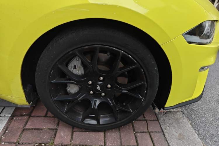 Used Ford Mustang 2021 2.3L EcoBoost Stealth Revival Limited Edition Right Front Wheel Hub