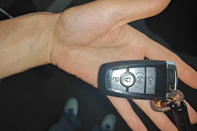 Used Ford Mustang  Vehicle Key