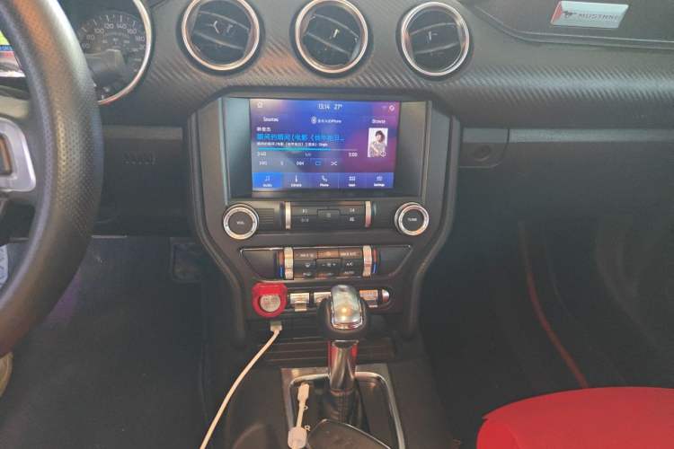 Used Ford Mustang  Audio And AC Panel