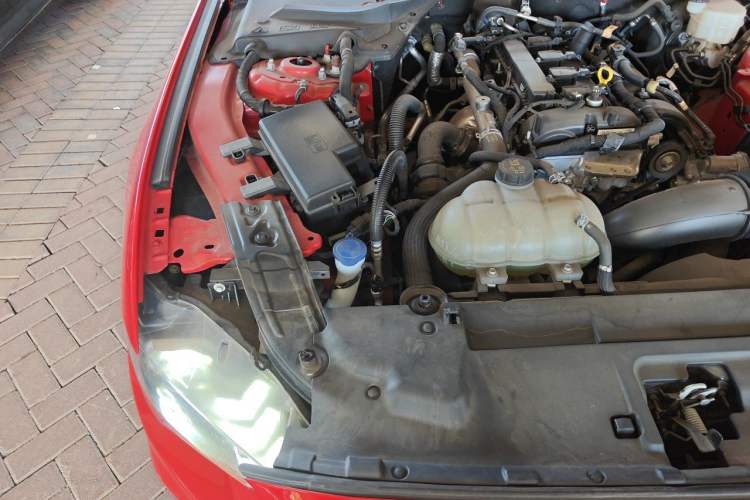 Used Ford Mustang  Engine Bay Right