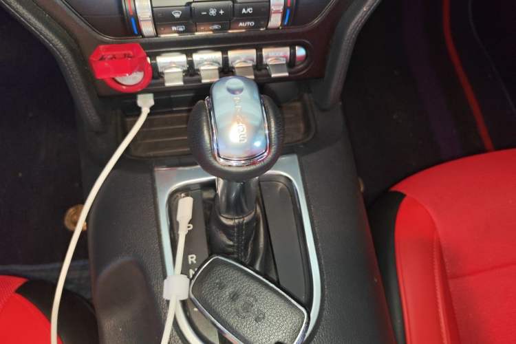 Used Ford Mustang  Gear Lever