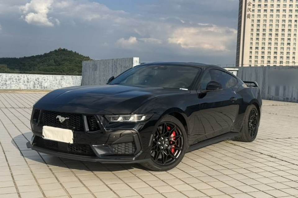 Ford Mustang 2024