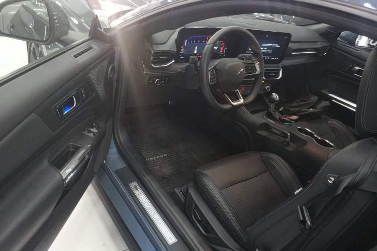 Used Ford Mustang 2024 2.3T EcoBoost Hardtop Performance Edition Driver Seat