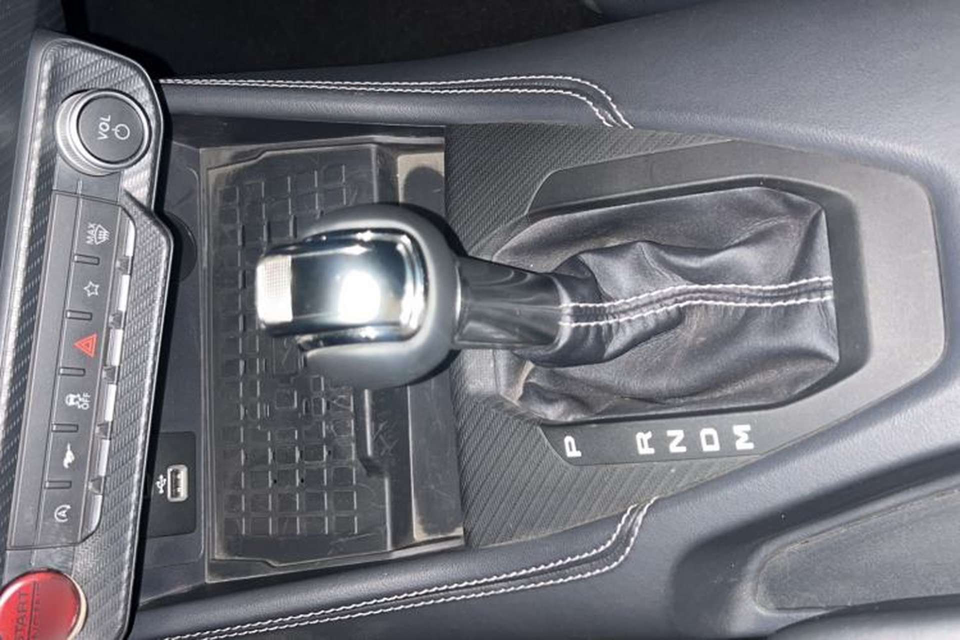 Used Ford Mustang 2024 2.3T EcoBoost Hardtop Performance Edition Gear Lever