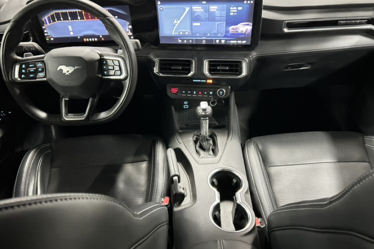 Used Ford Mustang 2024 2.3T EcoBoost Hardtop Performance Edition Interior 1