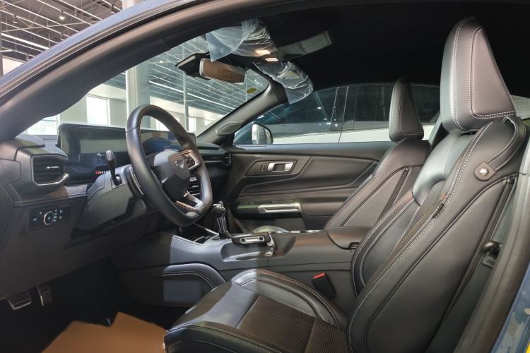 Used Ford Mustang 2024 2.3T EcoBoost Hardtop Performance Edition Interior 1