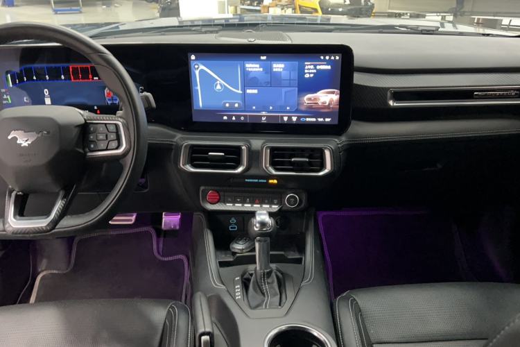 Used Ford Mustang 2024 2.3T EcoBoost Hardtop Performance Edition Interior 3