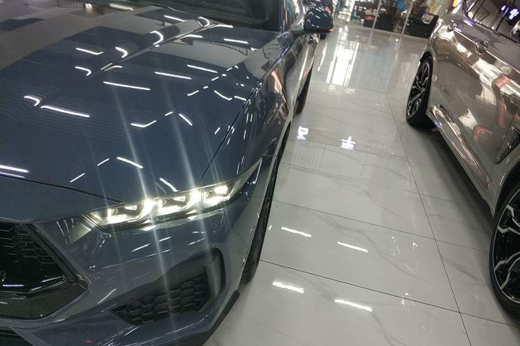 Used Ford Mustang 2024 2.3T EcoBoost Hardtop Performance Edition Left Front Headlight