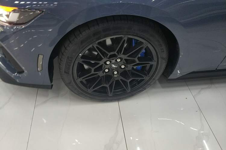 Used Ford Mustang 2024 2.3T EcoBoost Hardtop Performance Edition Left Front Wheel Hub