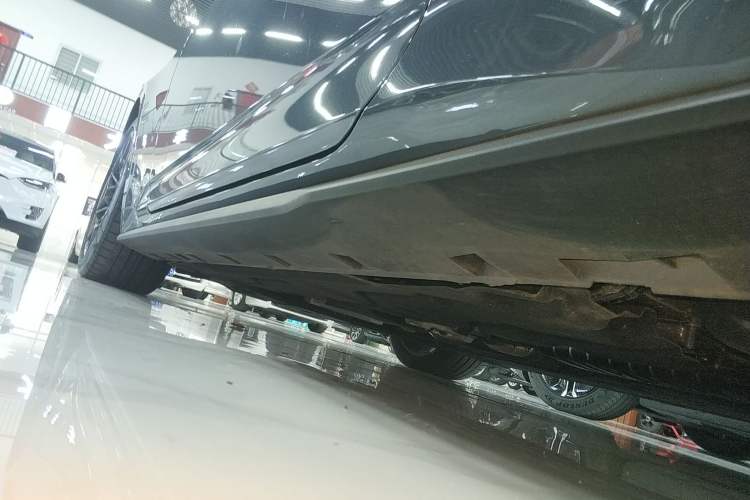Used Ford Mustang 2024 2.3T EcoBoost Hardtop Performance Edition Left Side Sill