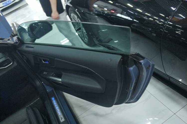 Used Ford Mustang 2024 2.3T EcoBoost Hardtop Performance Edition Right Front Door Interior
