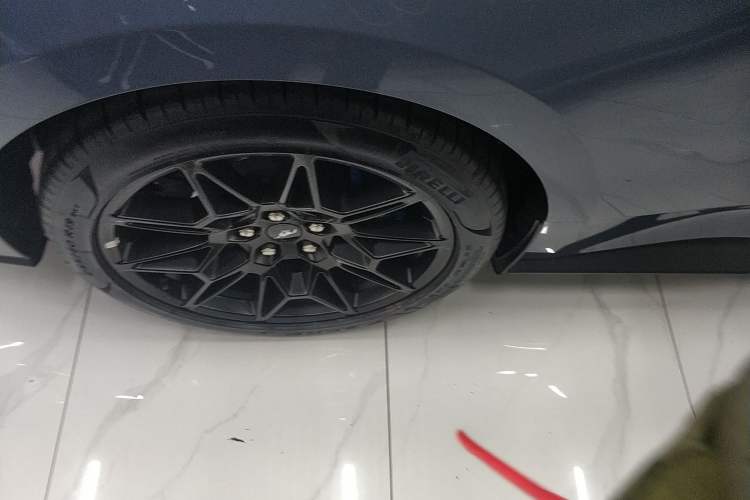 Used Ford Mustang 2024 2.3T EcoBoost Hardtop Performance Edition Right Rear Wheel Hub