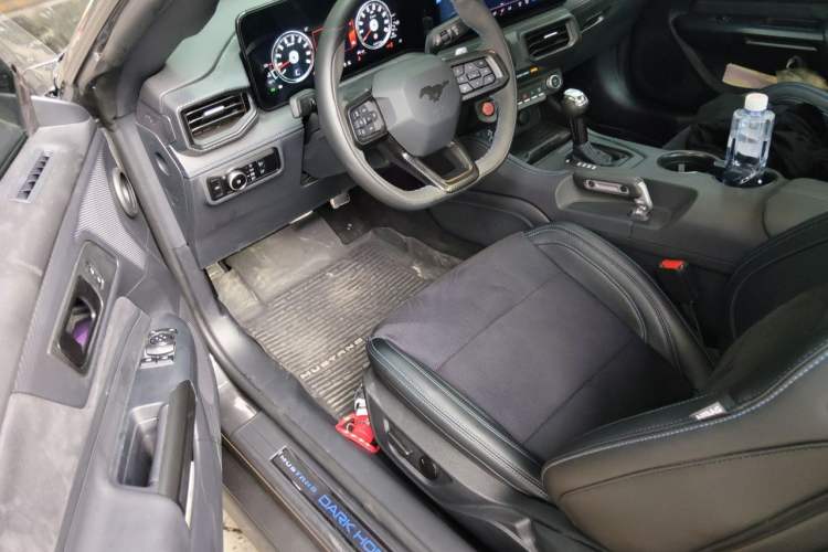 Used Ford Mustang 2024 5.0L V8 Dark Horse Driver Seat