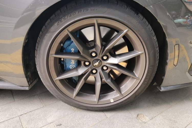 Used Ford Mustang 2024 5.0L V8 Dark Horse Right Front Wheel Hub