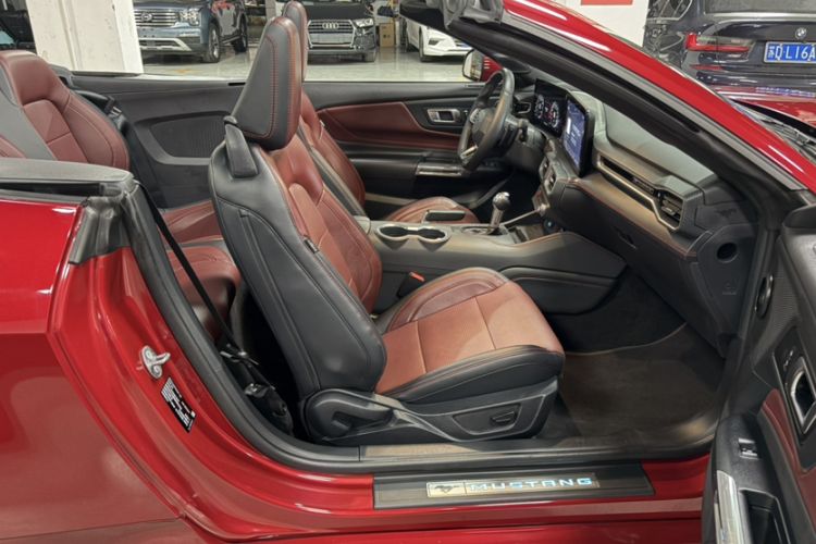 Used Ford Mustang 2024 2.3T EcoBoost Convertible Sport Edition Interior 1