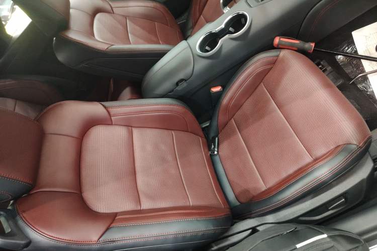 Used Ford Mustang 2024 2.3T EcoBoost Convertible Sport Edition Right Front Seat