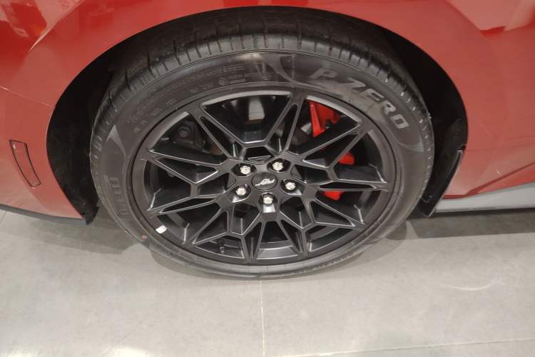 Used Ford Mustang 2024 2.3T EcoBoost Convertible Sport Edition Right Rear Wheel Hub