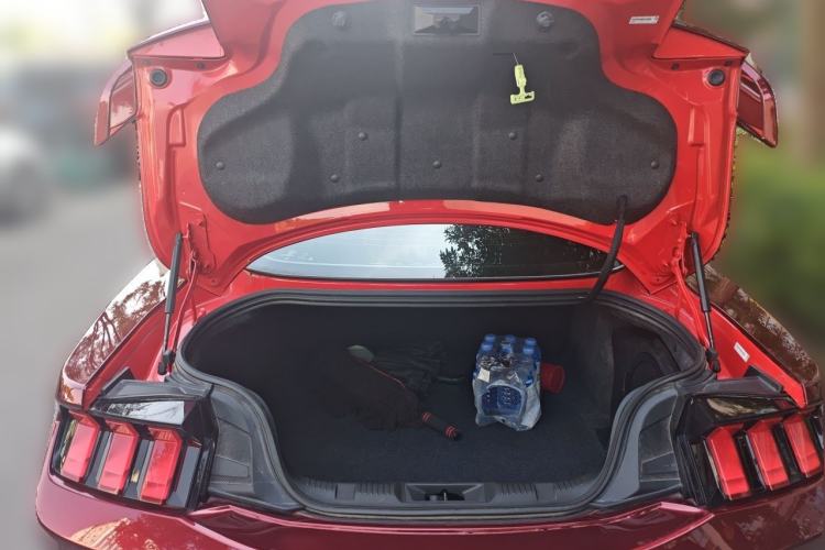 Used Ford Mustang 2024 2.3T EcoBoost Hardtop Performance Edition Trunk