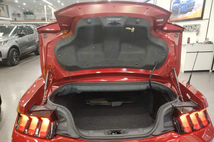 Used Ford Mustang 2024 2.3T EcoBoost Convertible Sport Edition Trunk