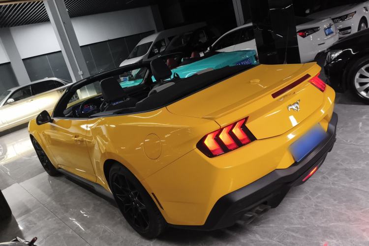 Used Ford Mustang 2024 2.3T EcoBoost Convertible Sport Edition Exterior 3
