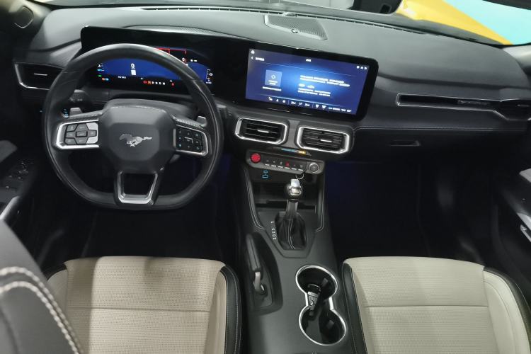 Used Ford Mustang 2024 2.3T EcoBoost Convertible Sport Edition Interior 2