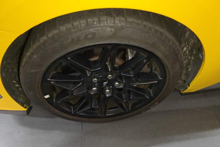 Used Ford Mustang 2024 2.3T EcoBoost Convertible Sport Edition Left Front Wheel Hub