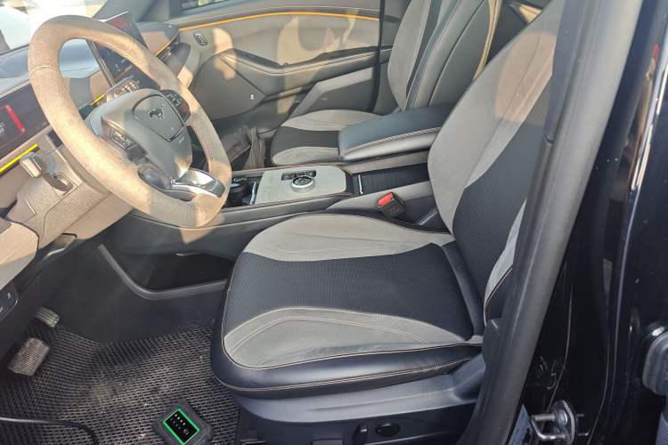 Used Ford Mustang Mach-E 2024 Windstorm Version (Ultra-Long Range) Left Front Seat