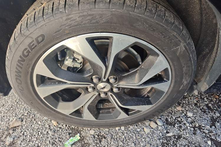 Used Ford Mustang Mach-E 2024 Windstorm Version (Ultra-Long Range) Right Rear Wheel Hub