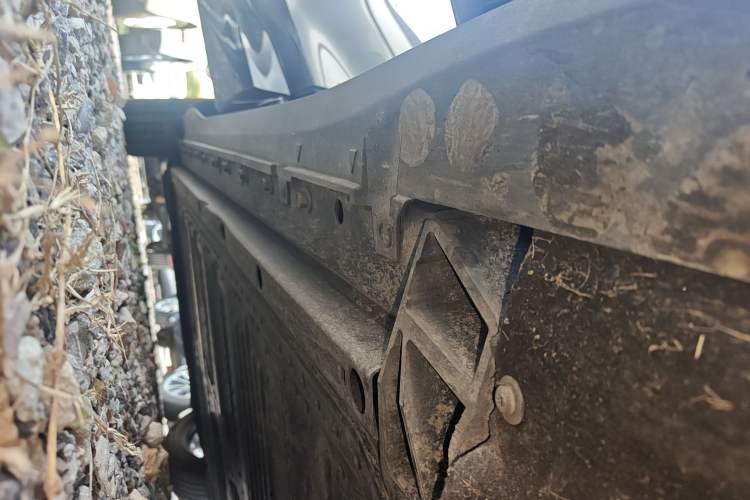 Used Ford Mustang Mach-E 2024 Windstorm Version (Ultra-Long Range) Right Side Sill