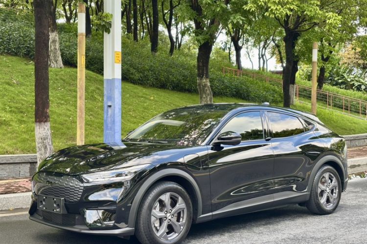 Used Ford Mustang Mach-E 2021 Leap Edition Rear-Drive Version (Standard Range) Guazi used car, China used car export, Used car for sale, Used  cars, Cheapest cars for sale