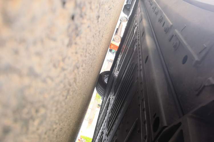Used Ford Mustang Mach-E 2021 AION Y Plus Rear-Drive Luxury Edition (Long Range) Chassis Front Right