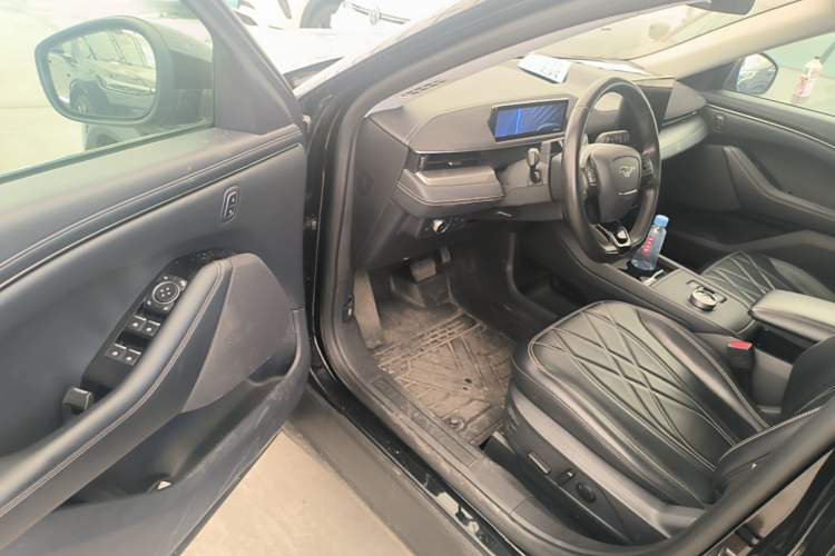Used Ford Mustang Mach-E 2021 Leap Edition Rear-Drive Version (Standard Range) Driver Seat
