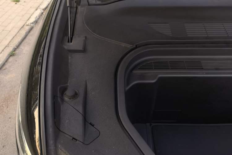 Used Ford Mustang Mach-E 2021 AION Y Plus Rear-Drive Luxury Edition (Long Range) Engine Bay Right