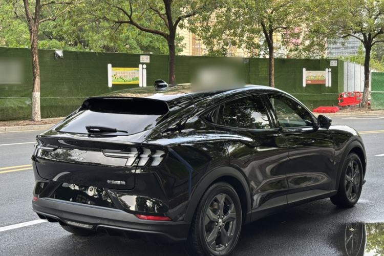 Used Ford Mustang Mach-E 2021 Leap Edition Rear-Drive Version (Standard Range) Exterior 4