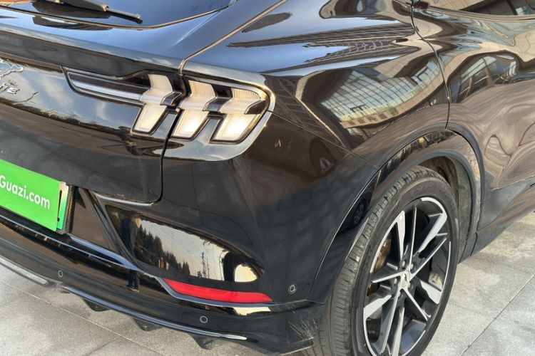 Used Ford Mustang Mach-E 2021 AION Y Plus Rear-Drive Luxury Edition (Long Range) Exterior 8